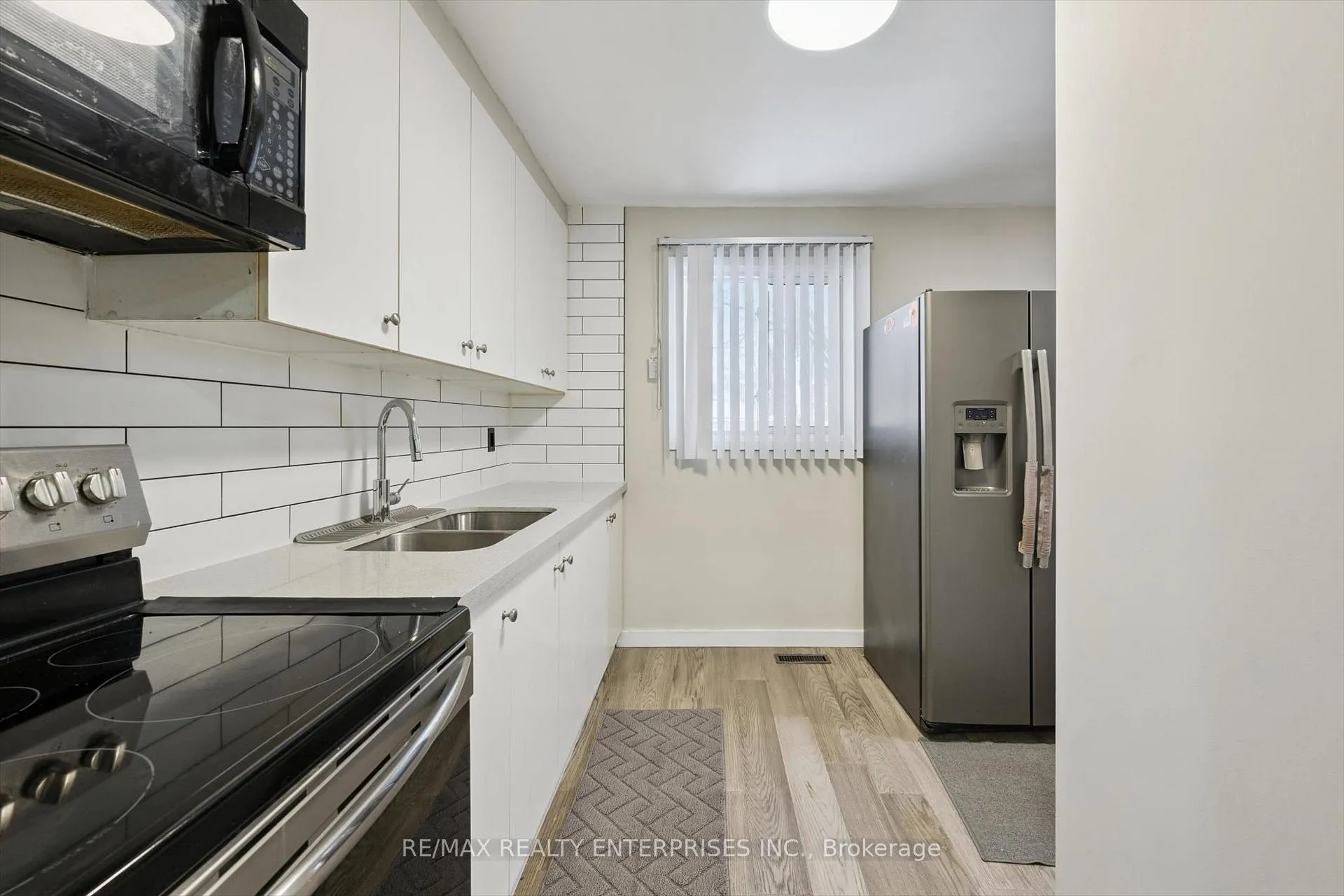 Photo 5 of Unit 70, 105 Hansen Road N, Brampton, Madoc — HOMEH