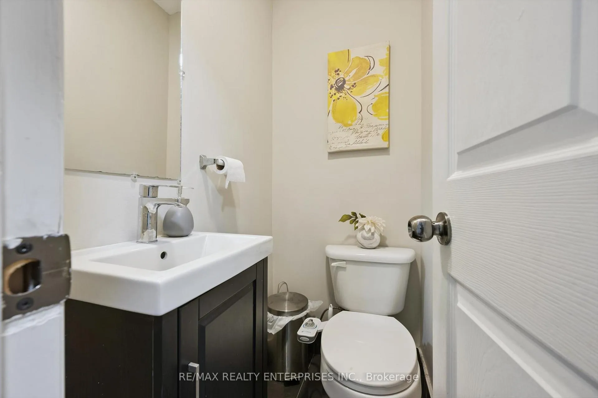 Photo 6 of Unit 70, 105 Hansen Road N, Brampton, Madoc — HOMEH