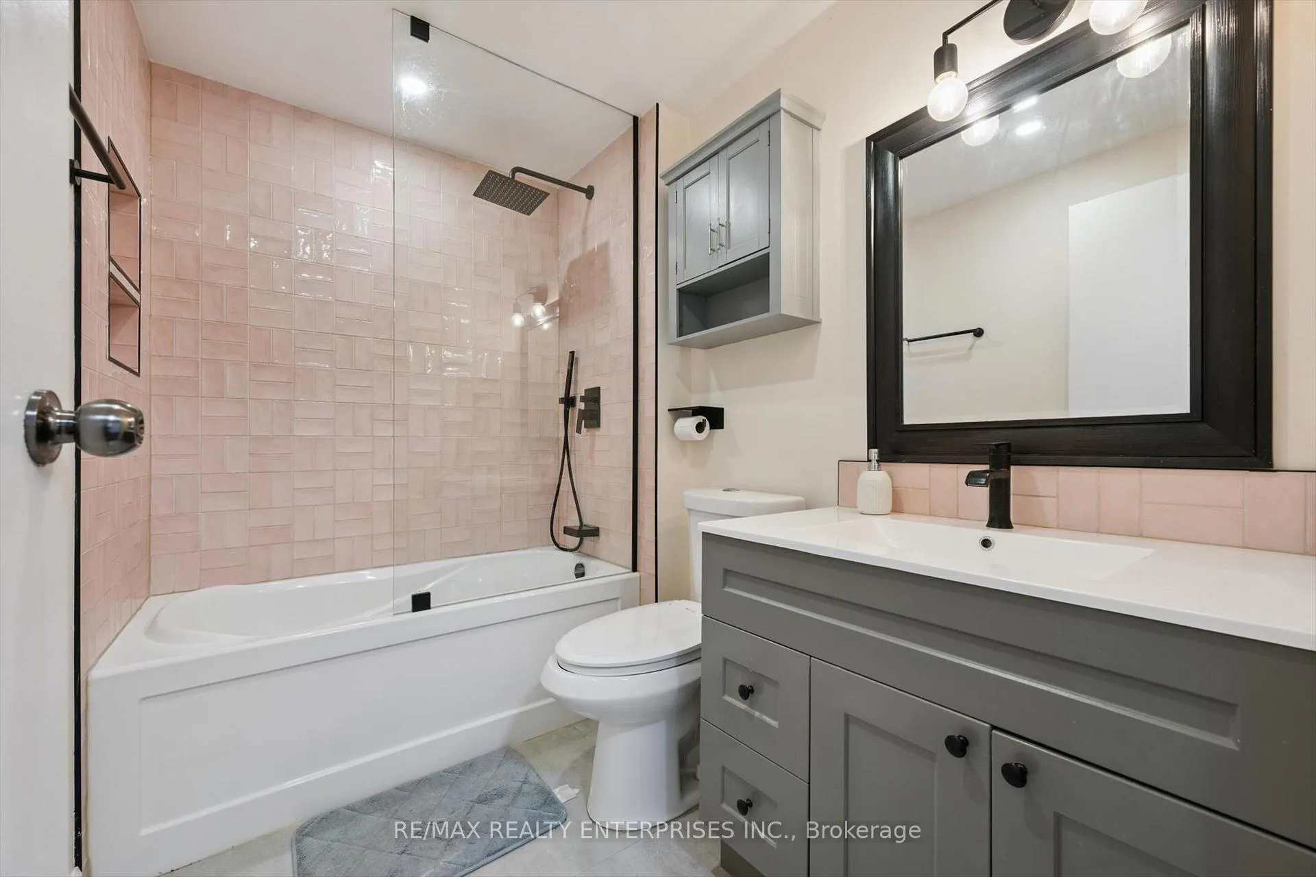 Photo 11 of Unit 70, 105 Hansen Road N, Brampton, Madoc — HOMEH