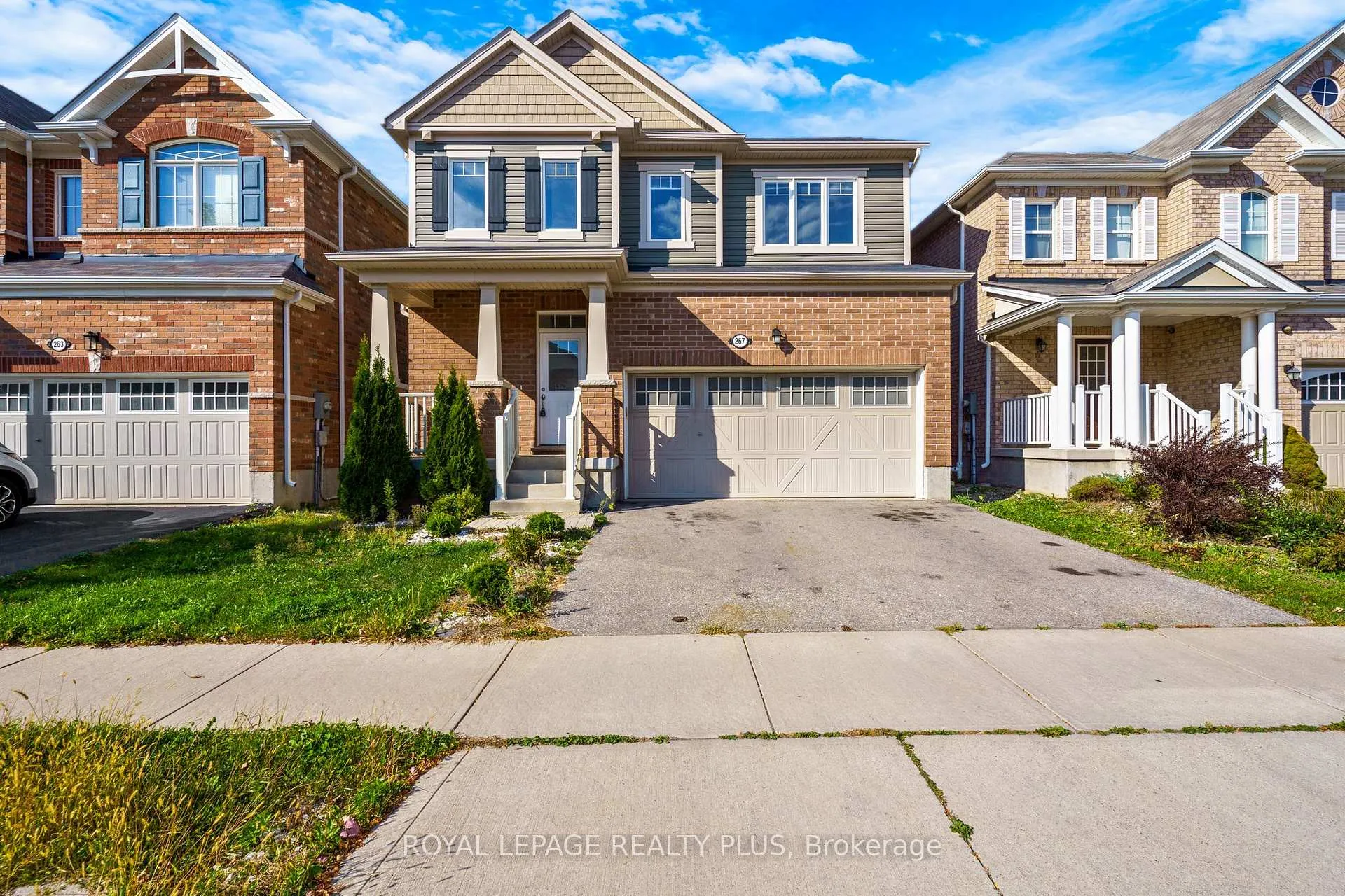 Front of 267 Grovehill Crescent