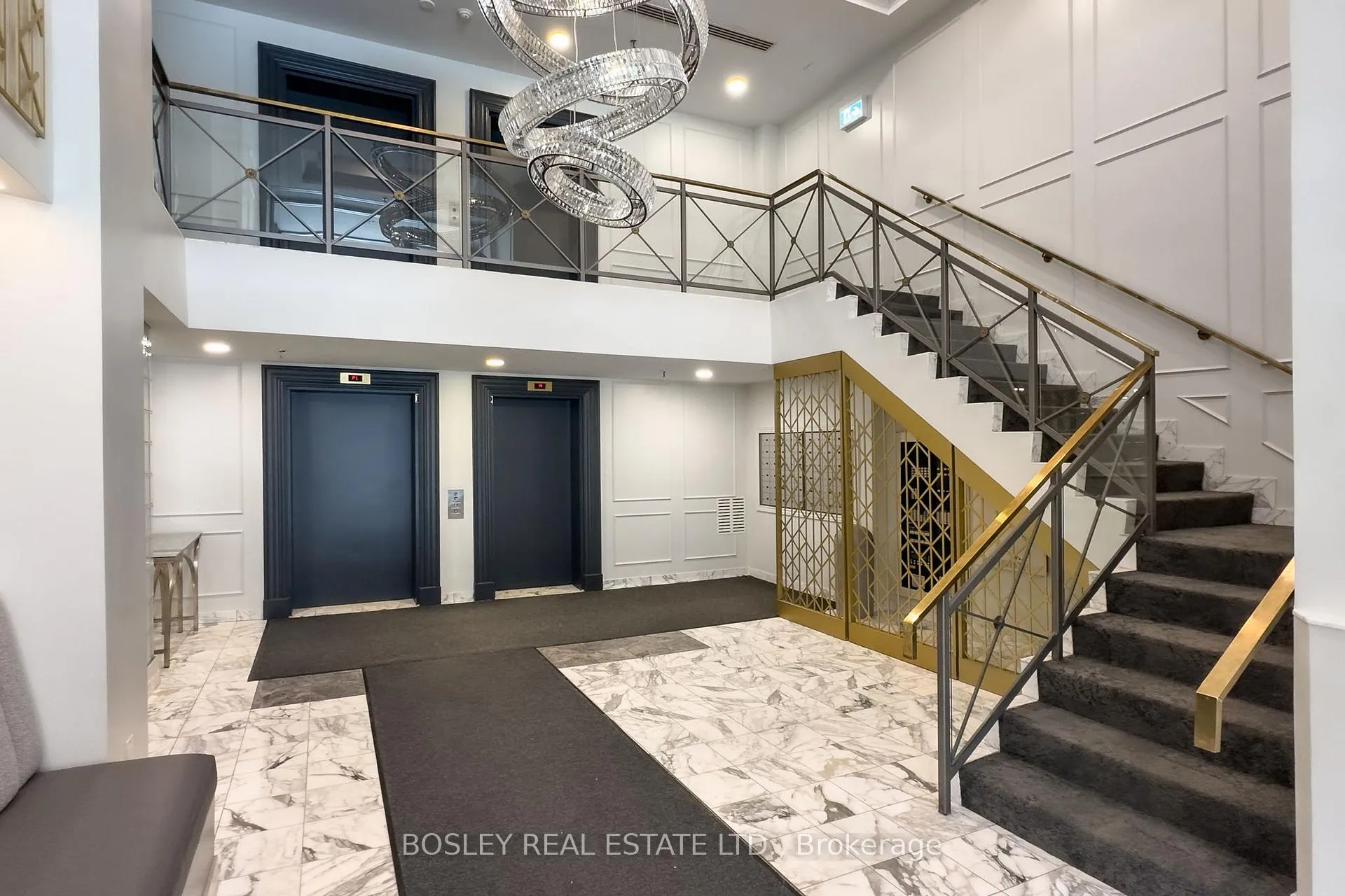 Photo 3 of Unit 405, 1818 Bayview Avenue, Toronto, Mount Pleasant East — HOMEH