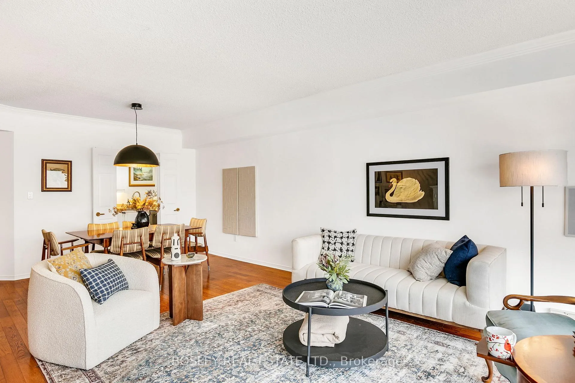 Photo 12 of Unit 405, 1818 Bayview Avenue, Toronto, Mount Pleasant East — HOMEH