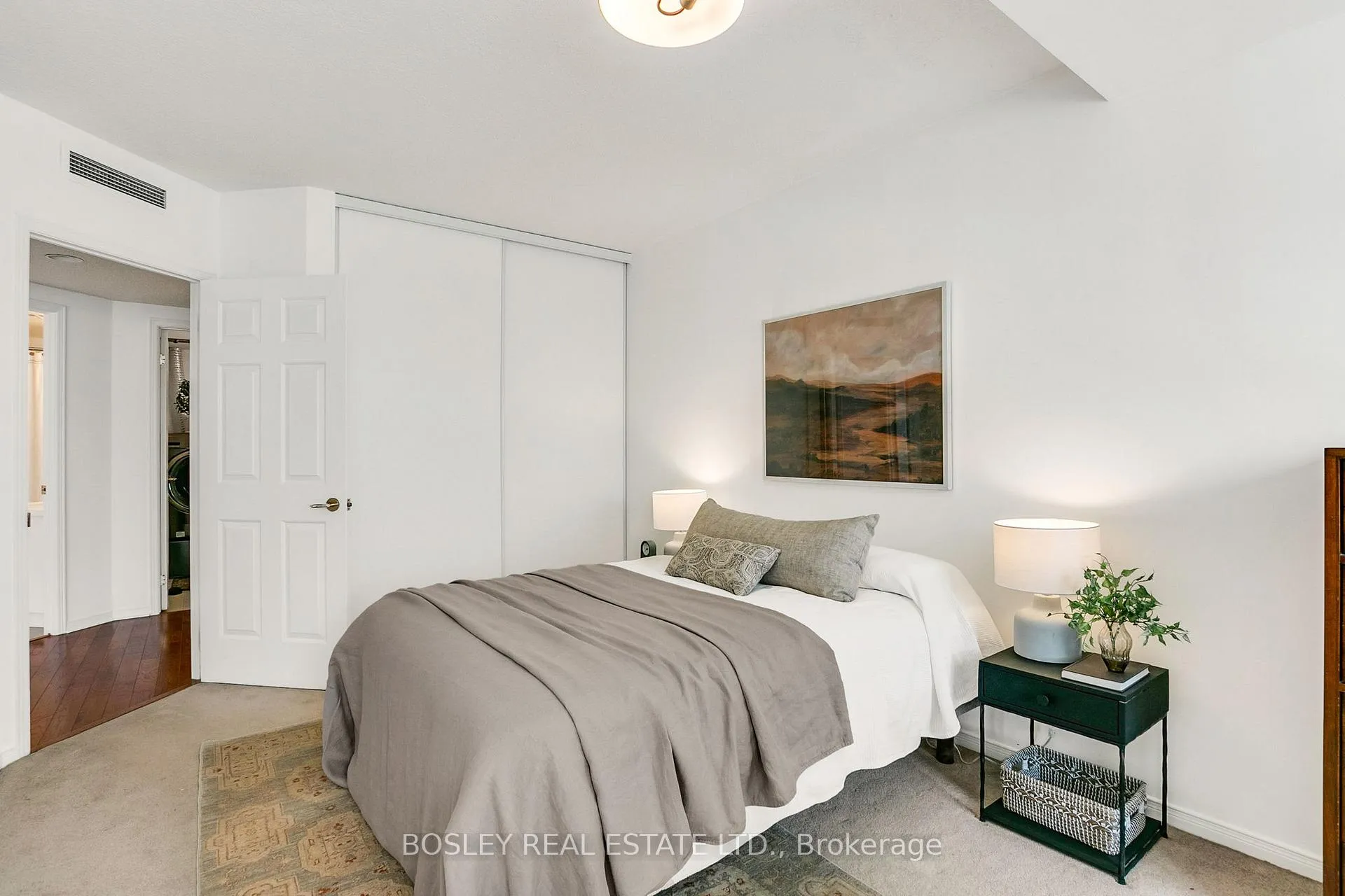Photo 39 of Unit 405, 1818 Bayview Avenue, Toronto, Mount Pleasant East — HOMEH