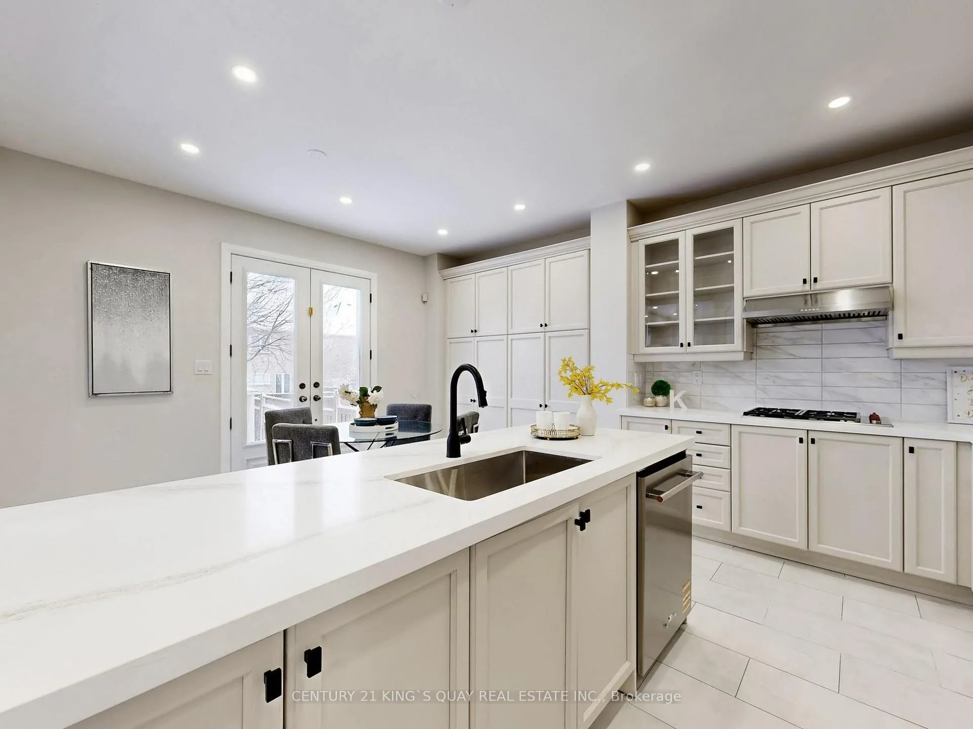 Photo 10 of 383 Wilfred Murison Avenue, Markham, Berczy — HOMEH