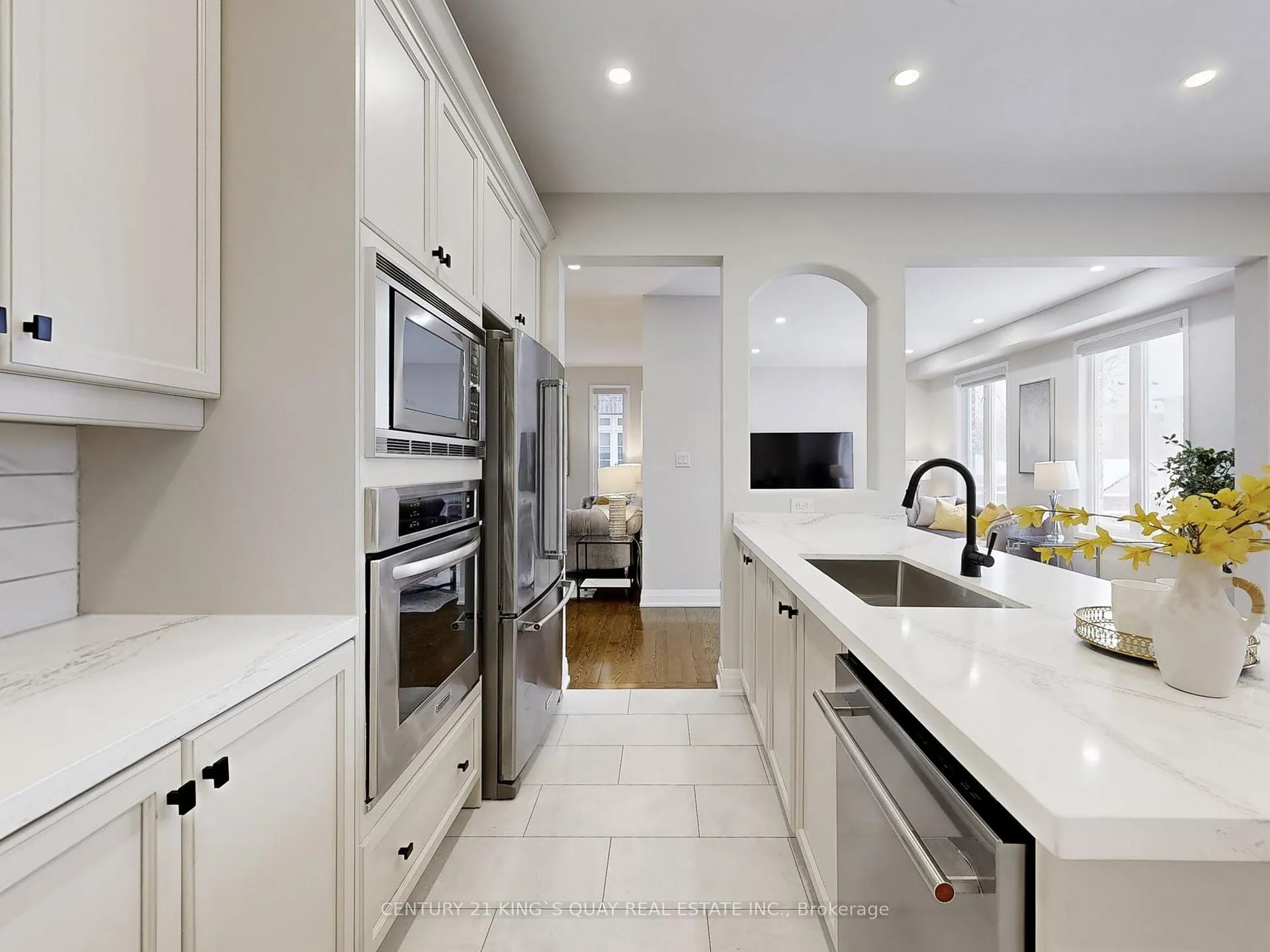 Photo 12 of 383 Wilfred Murison Avenue, Markham, Berczy — HOMEH
