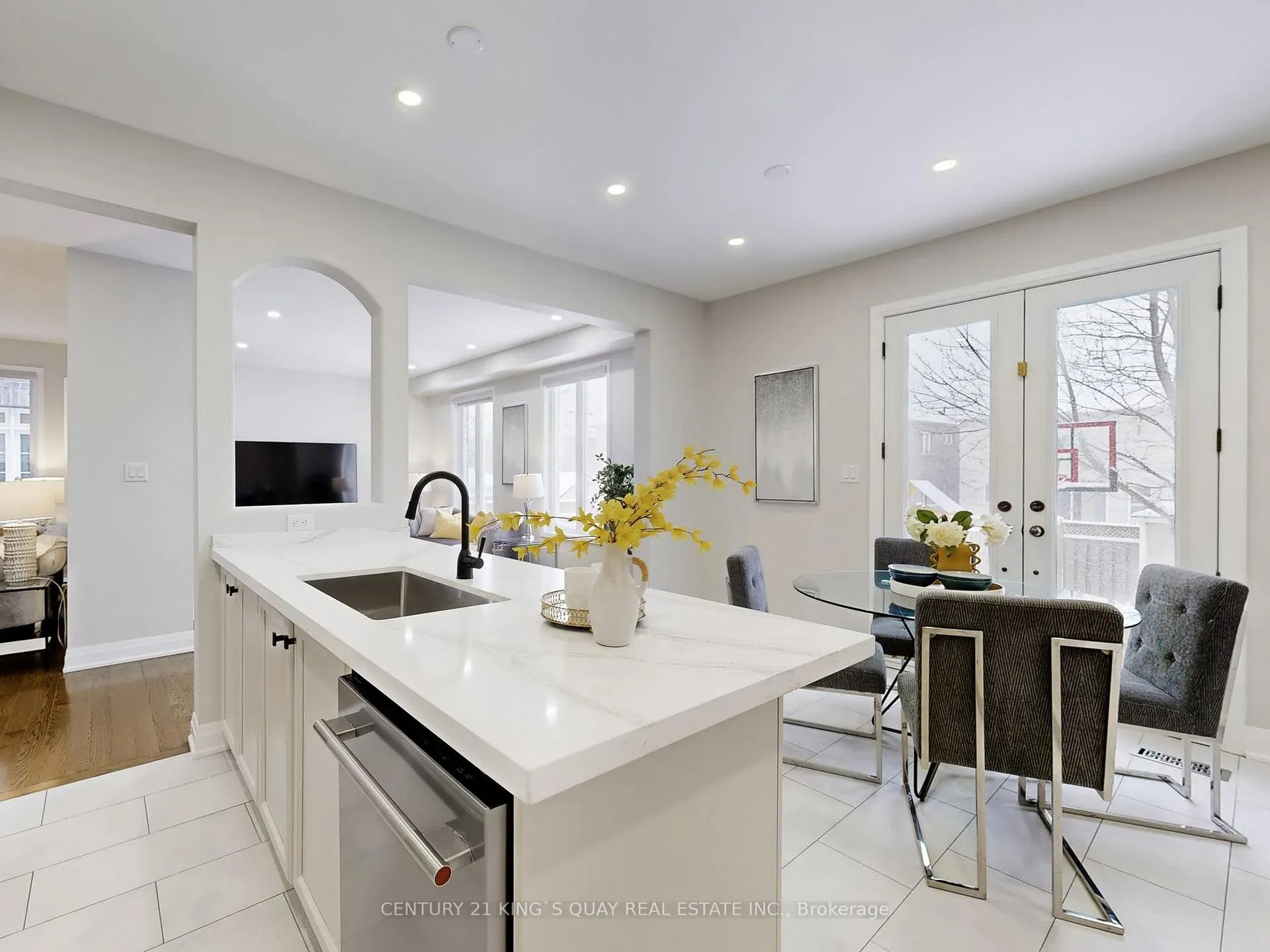Photo 13 of 383 Wilfred Murison Avenue, Markham, Berczy — HOMEH
