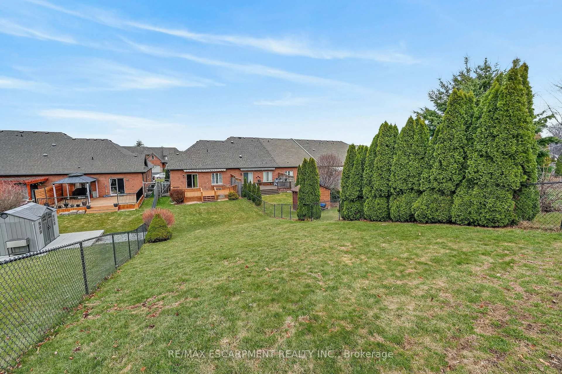 Photo 20 of 26 Conrad Place, Grimsby, Grimsby Beach — HOMEH