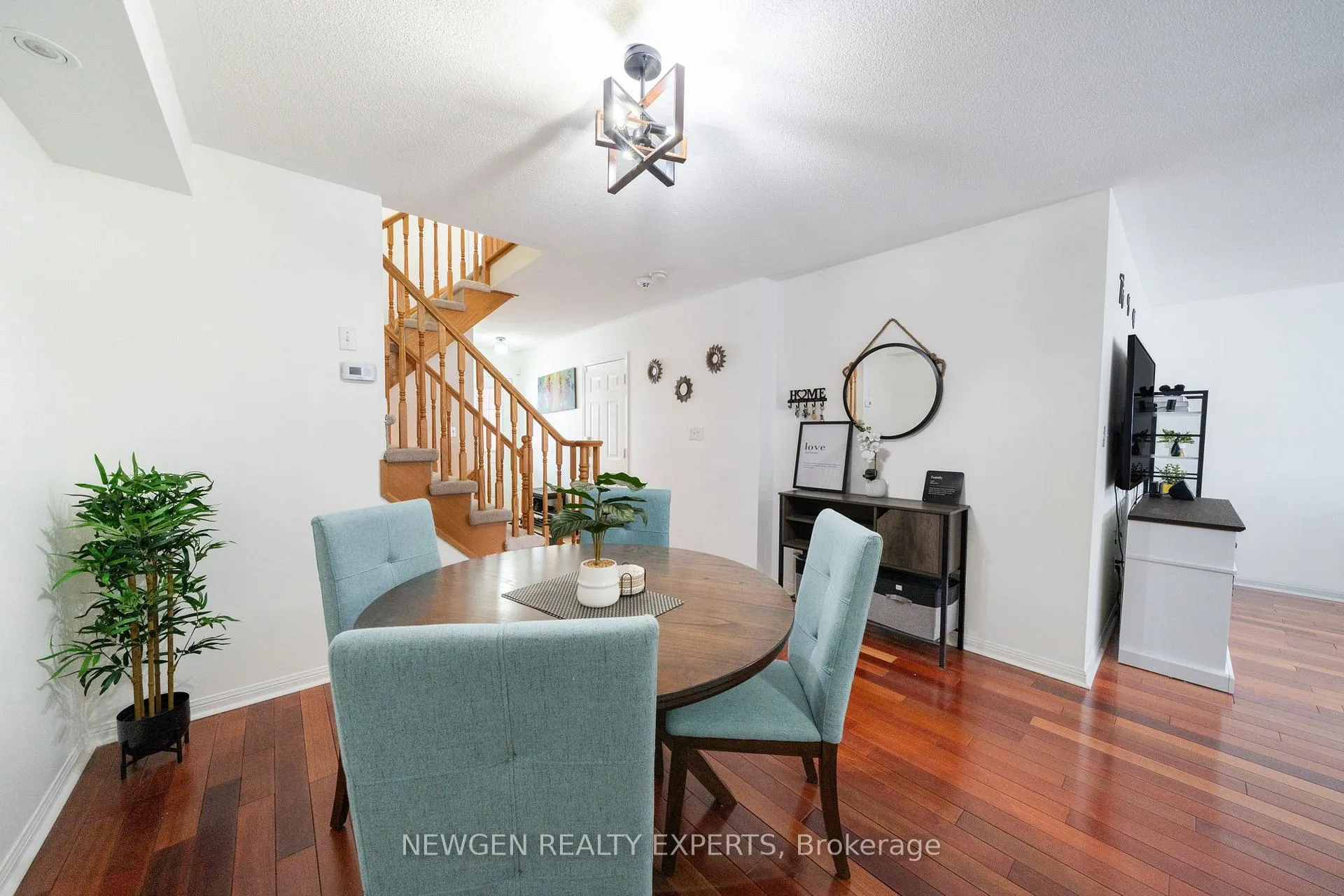 Photo 7 of 648 Edwards Avenue, Milton, Beaty — HOMEH