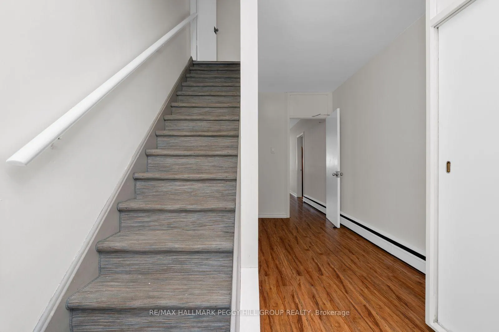 Photo 3 of 68 Beresford Avenue, Toronto, High Park-Swansea — HOMEH