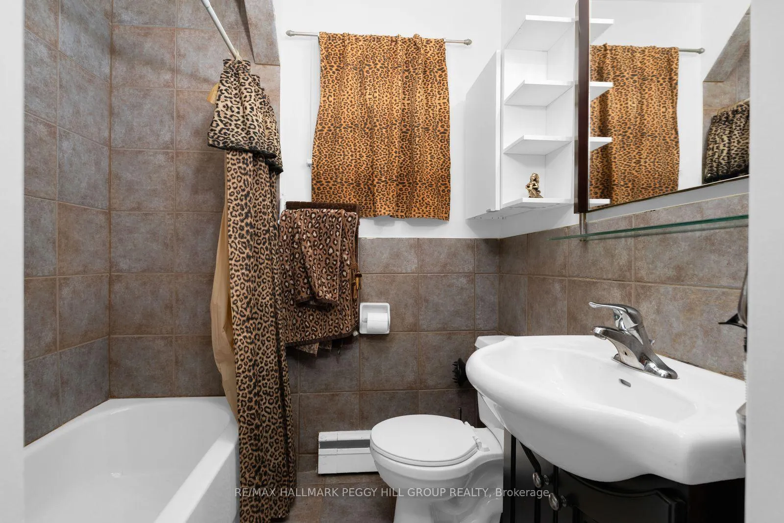 Photo 10 of 68 Beresford Avenue, Toronto, High Park-Swansea — HOMEH