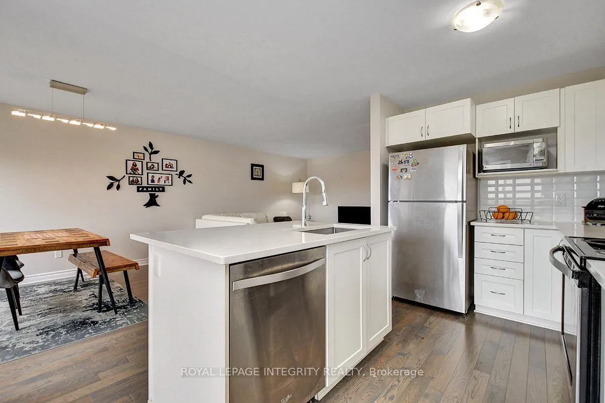 Photo 10 of 356 Axis Way, Ottawa, Mer Bleue/Bradley Estates/Anderson Park — HOMEH