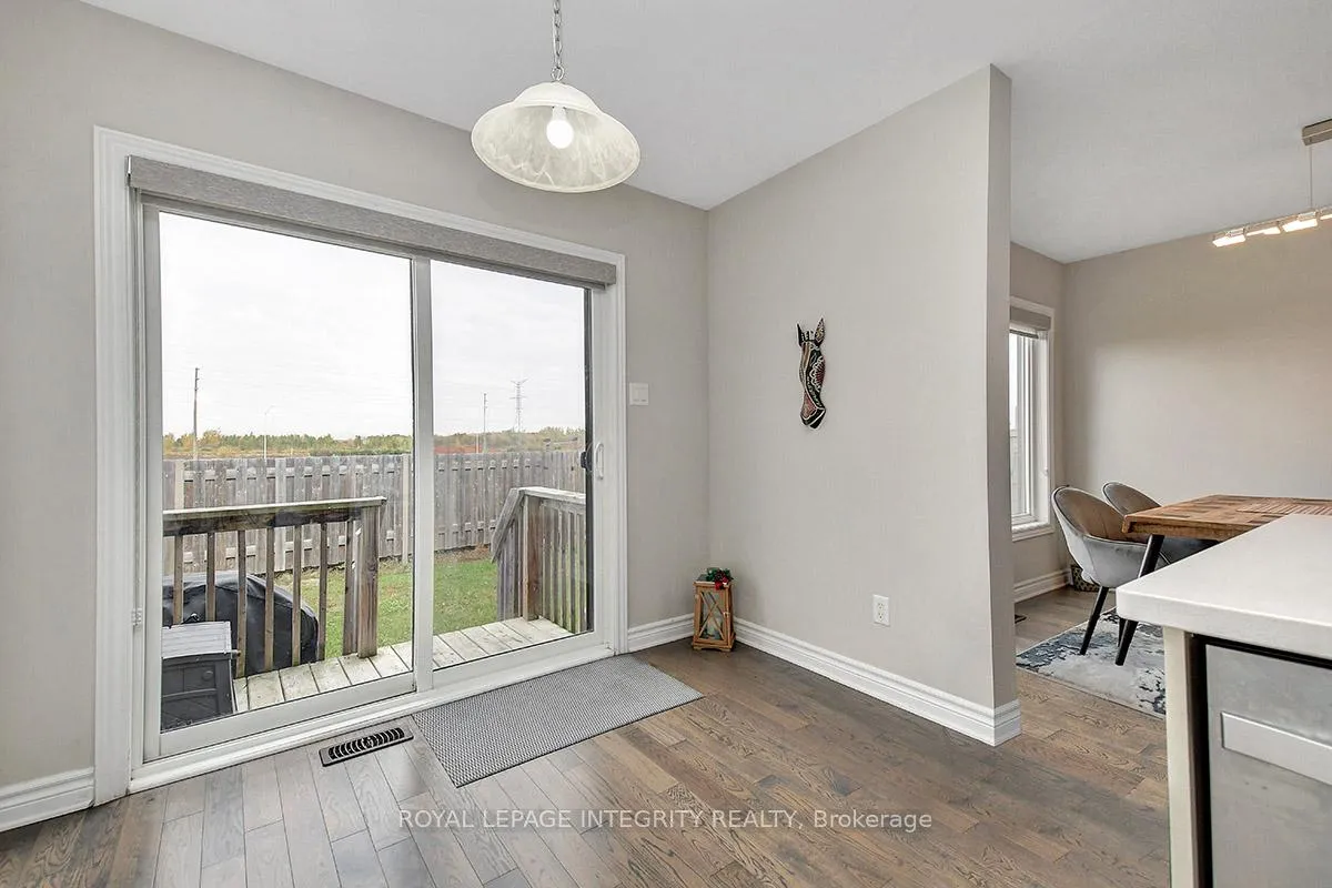 Photo 14 of 356 Axis Way, Ottawa, Mer Bleue/Bradley Estates/Anderson Park — HOMEH