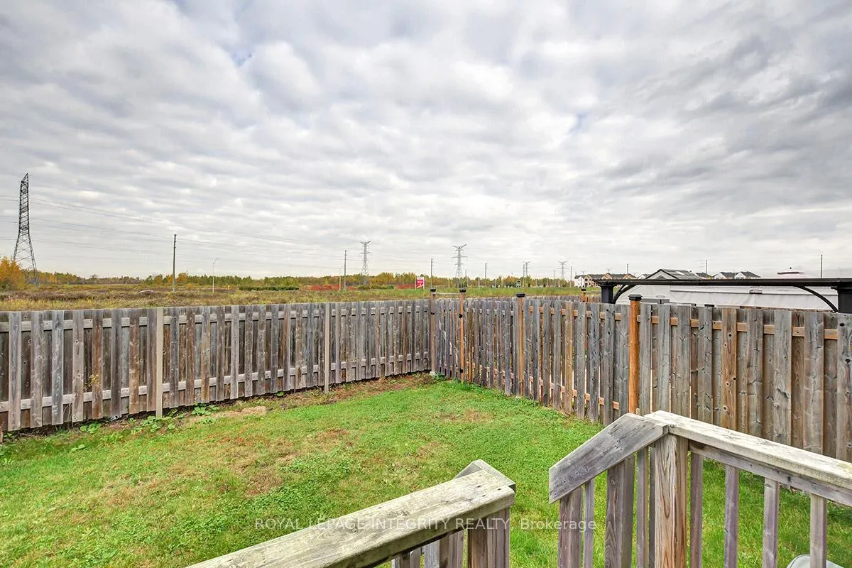 Photo 33 of 356 Axis Way, Ottawa, Mer Bleue/Bradley Estates/Anderson Park — HOMEH