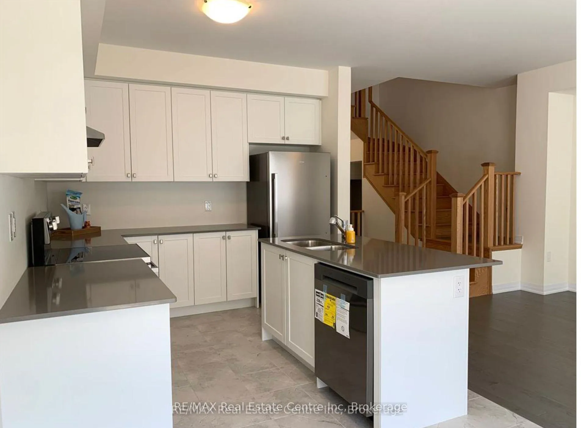 Photo 6 of 426 Adelaide Street, Wellington North, Arthur — HOMEH