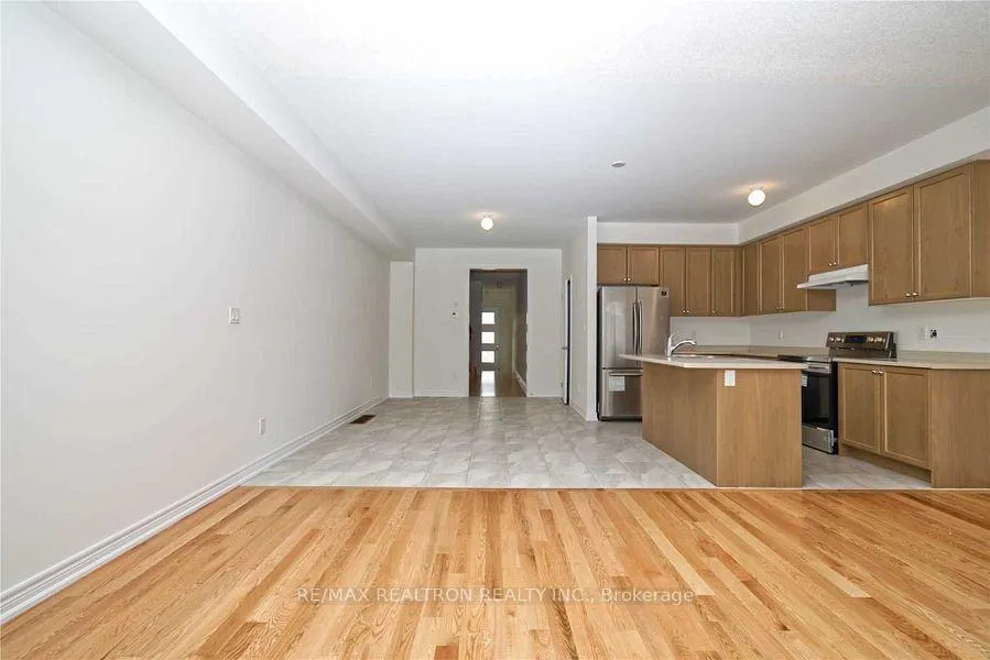 Photo 3 of 2465 Hibiscus Drive, Pickering, Rural Pickering — HOMEH