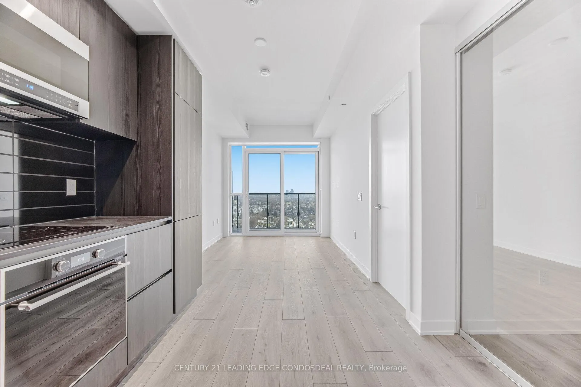 Photo 20 of Unit 2411, 110 Broadway Avenue, Toronto, Mount Pleasant West — HOMEH