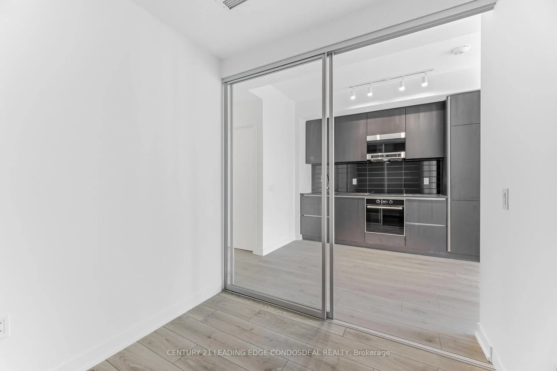 Photo 33 of Unit 2411, 110 Broadway Avenue, Toronto, Mount Pleasant West — HOMEH