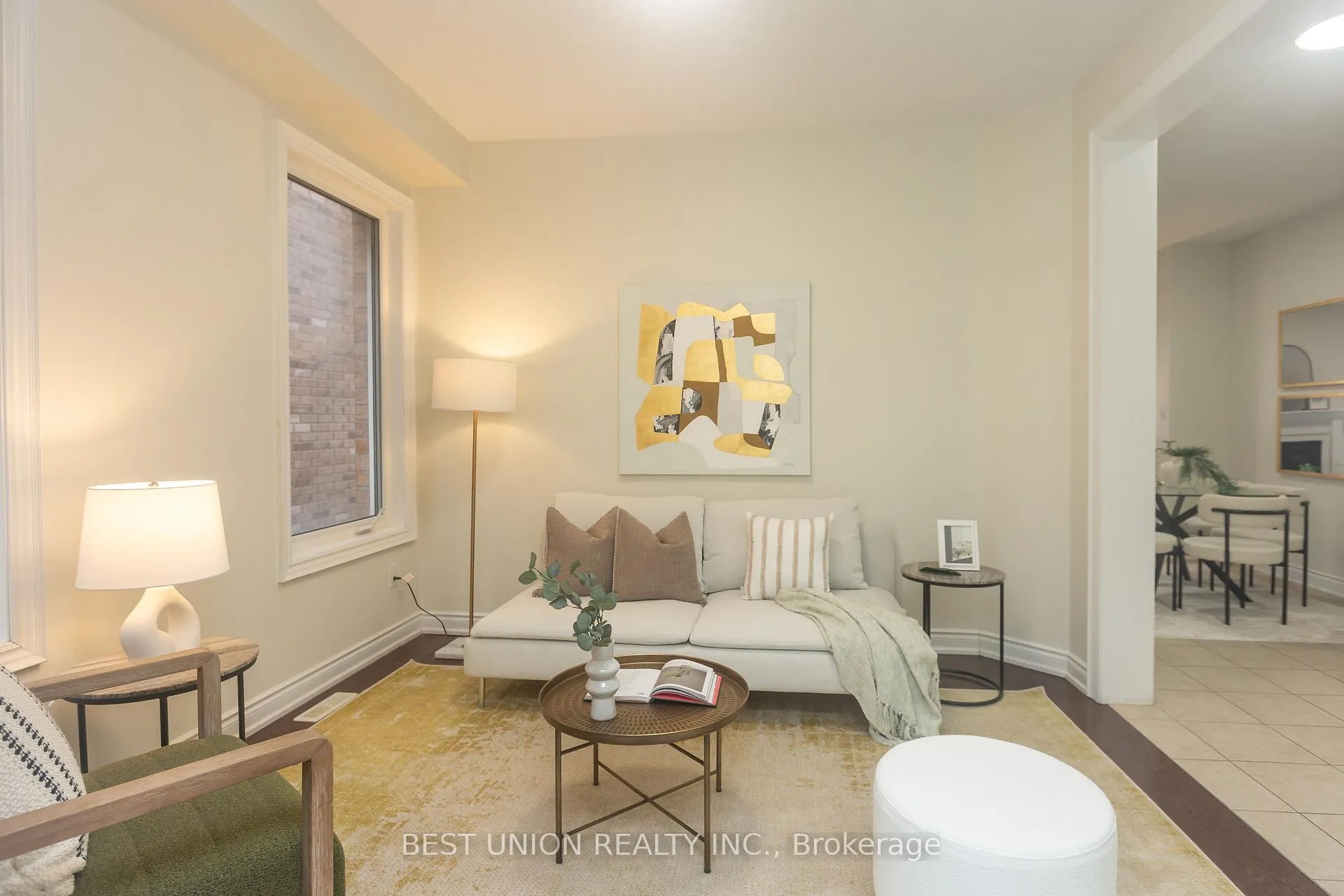 Photo 3 of 31 Bernbridge Road E, Markham, Cedar Grove — HOMEH