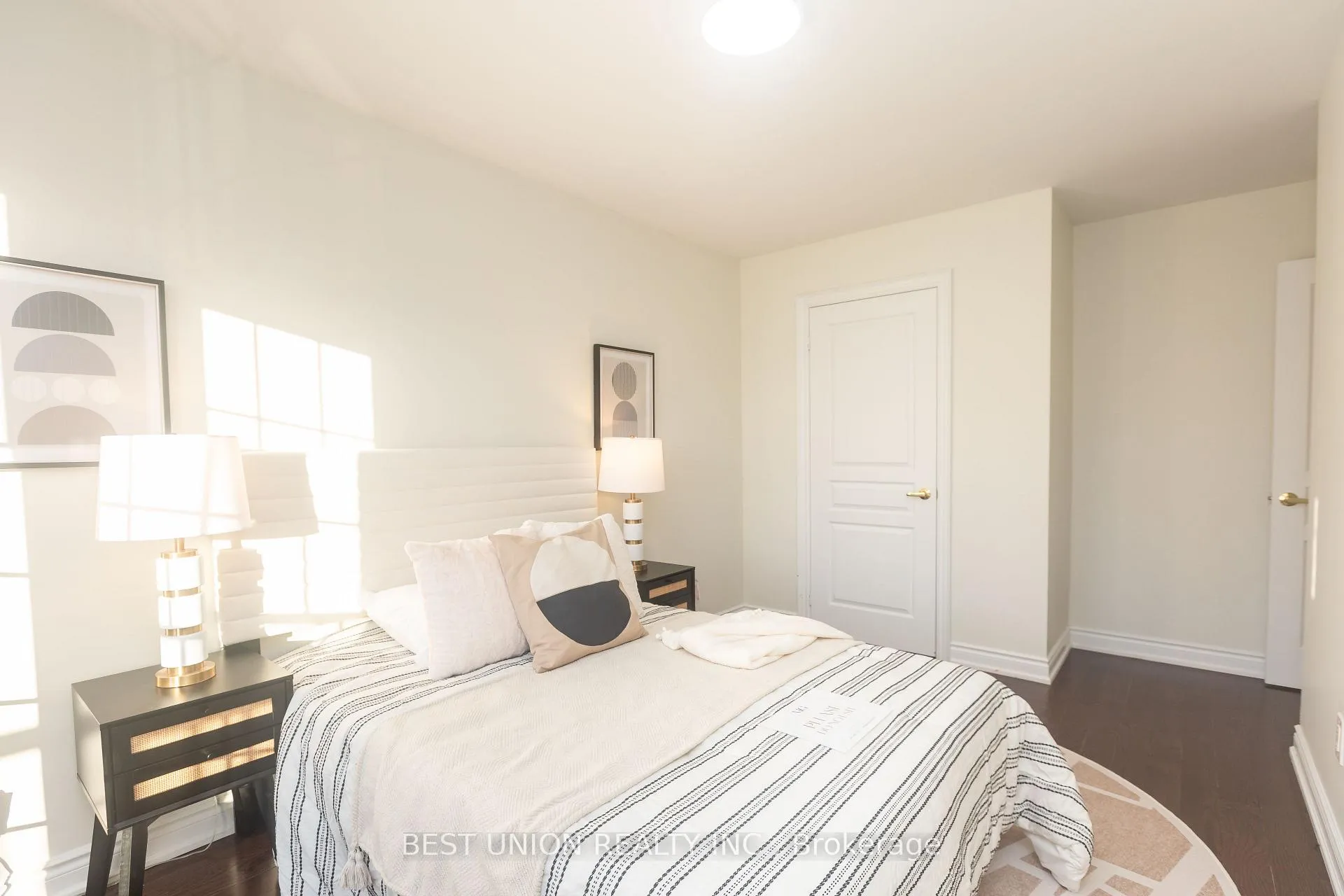 Photo 24 of 31 Bernbridge Road E, Markham, Cedar Grove — HOMEH