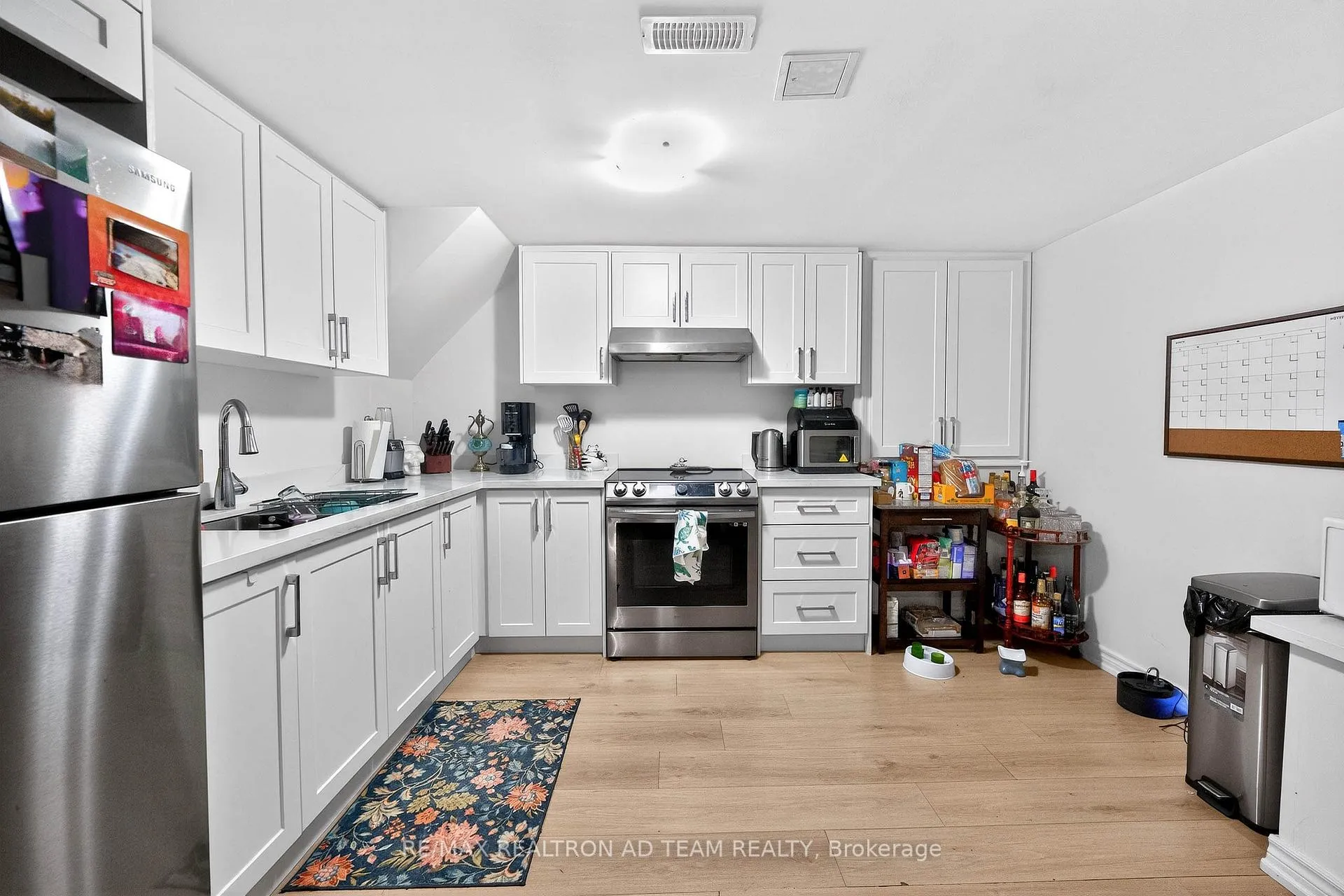 Photo 20 of 384 Elizabeth Street, Oshawa, McLaughlin — HOMEH