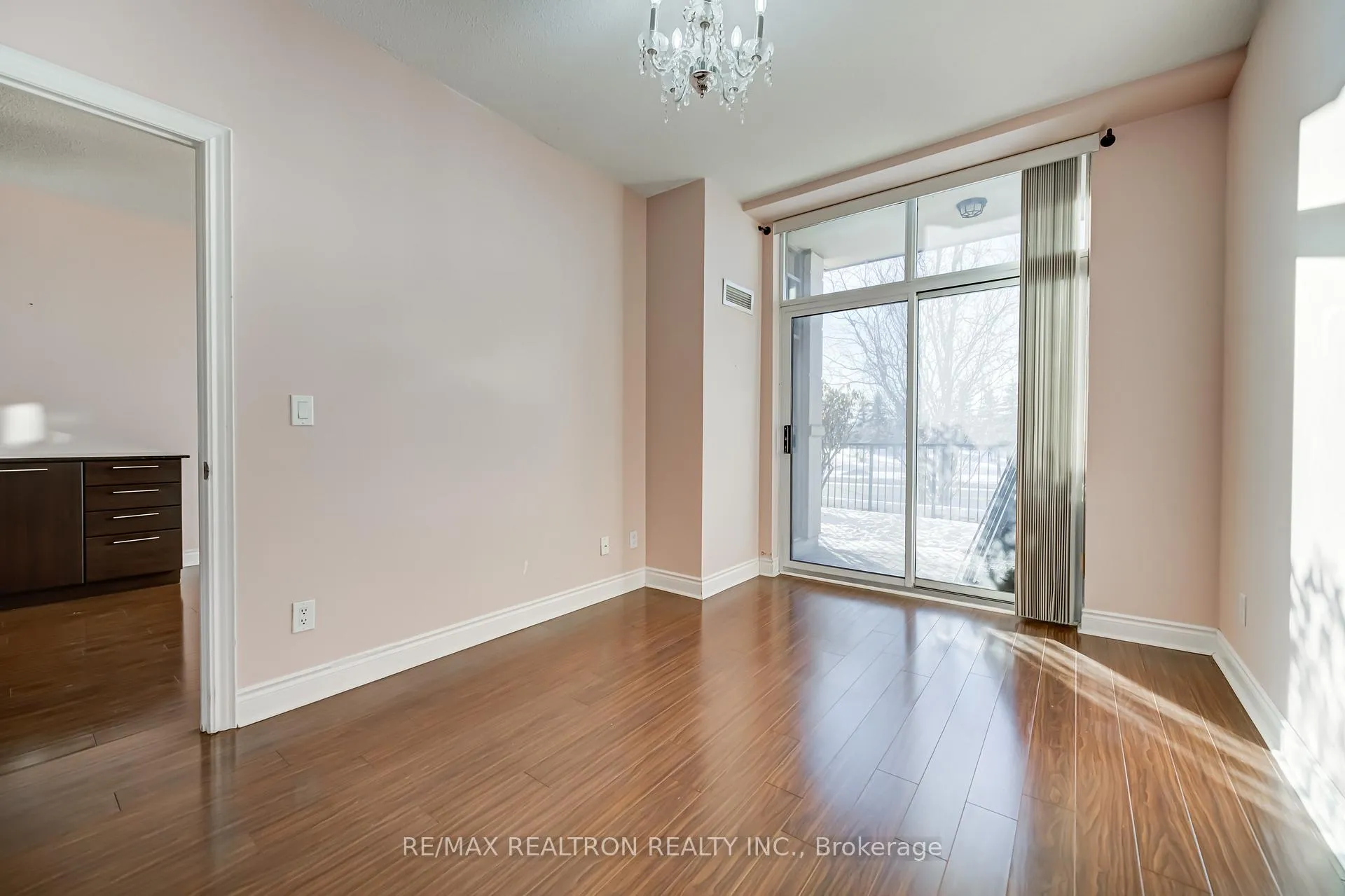 Photo 25 of Unit 109, 37 Galleria Parkway, Markham, Commerce Valley — HOMEH