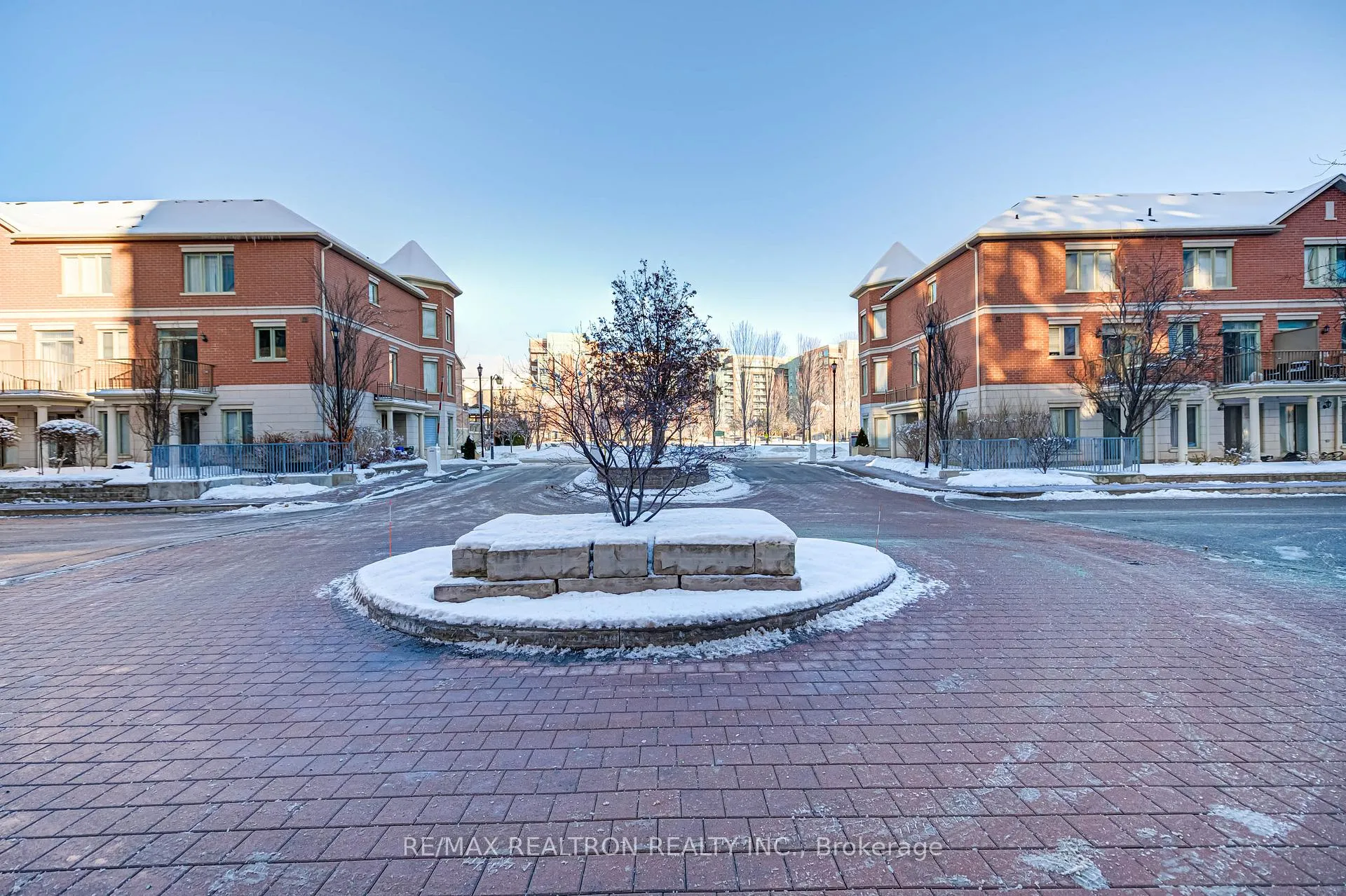 Photo 36 of Unit 109, 37 Galleria Parkway, Markham, Commerce Valley — HOMEH