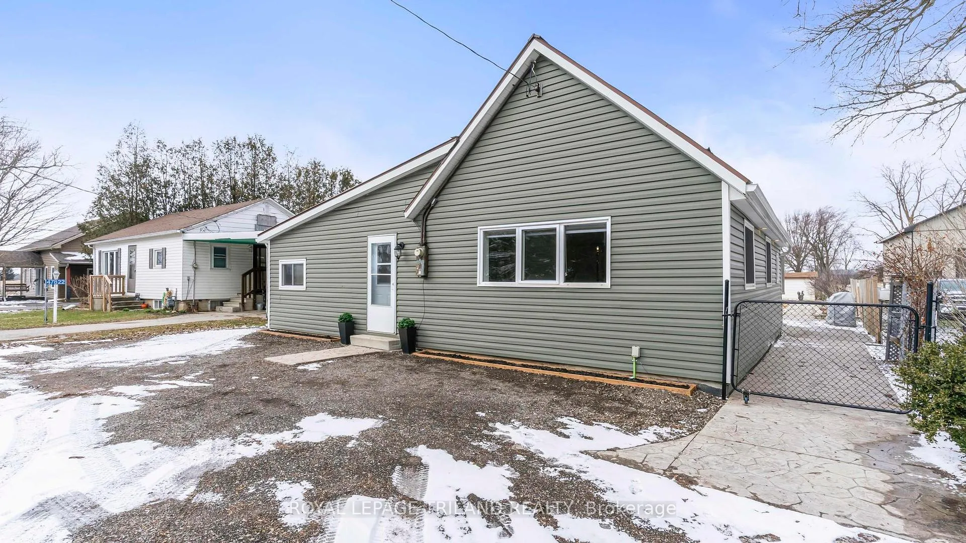 Photo 2 of 47826 Blanche Street, Malahide, Rural Malahide — HOMEH