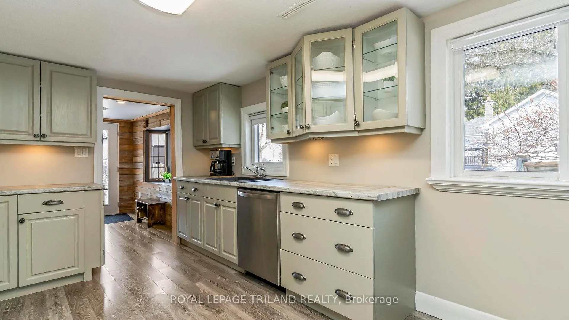 Photo 12 of 47826 Blanche Street, Malahide, Rural Malahide — HOMEH