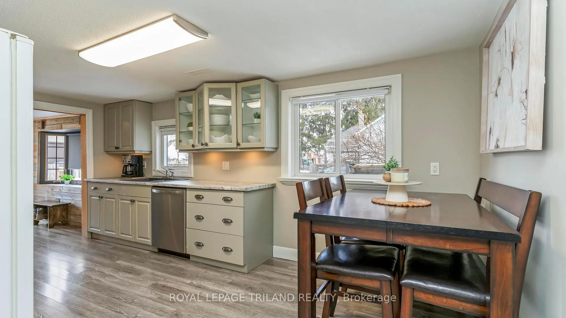 Photo 14 of 47826 Blanche Street, Malahide, Rural Malahide — HOMEH