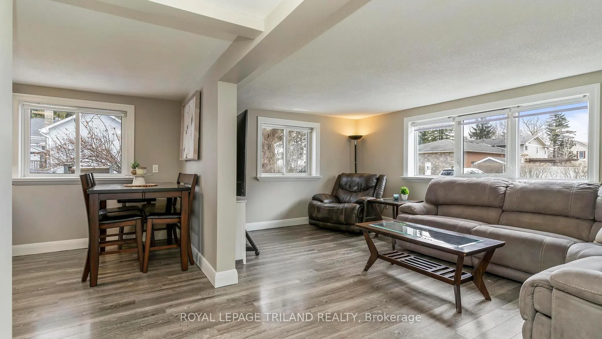 Photo 15 of 47826 Blanche Street, Malahide, Rural Malahide — HOMEH