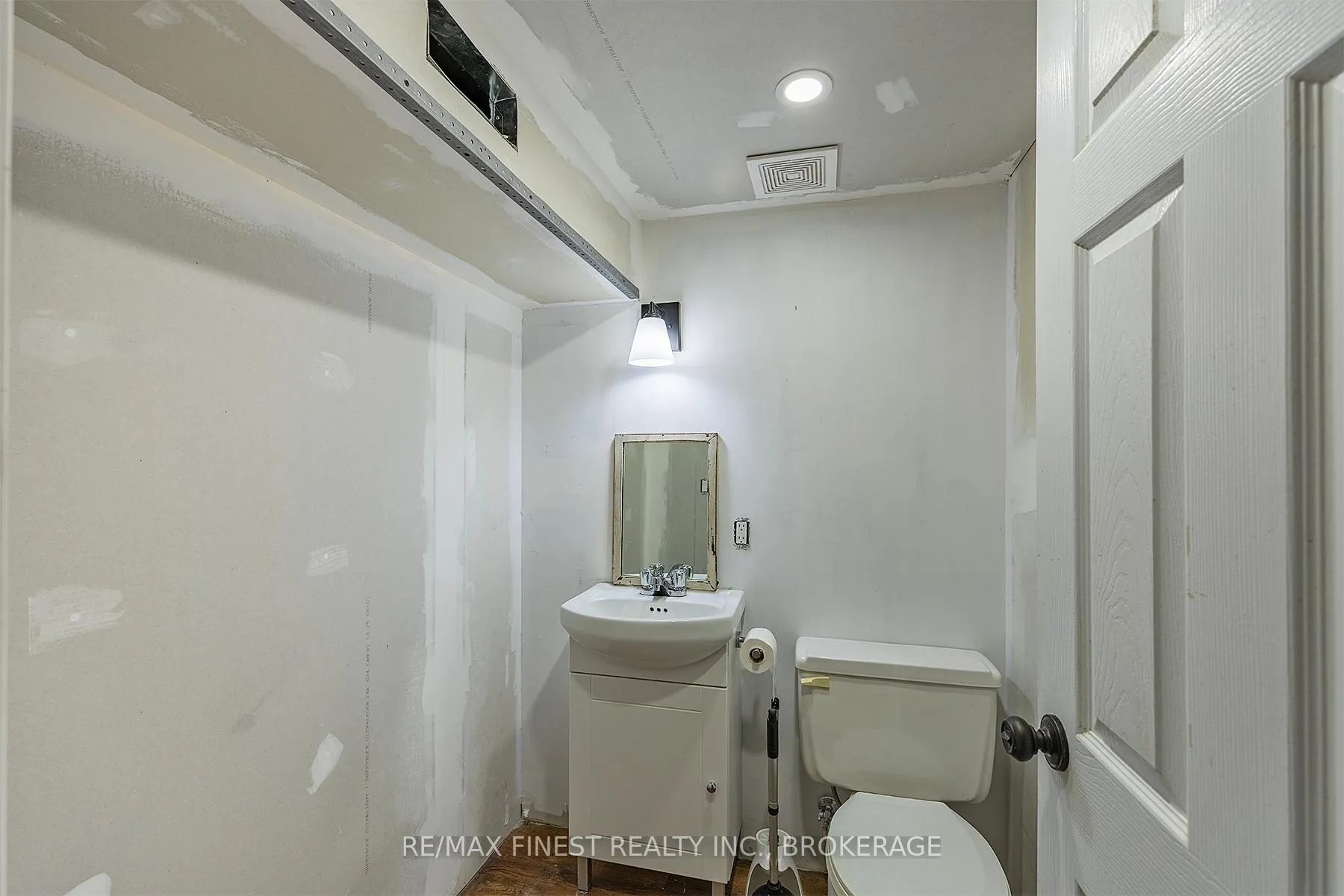 Photo 26 of 1523 Lake Road, Stone Mills — HOMEH