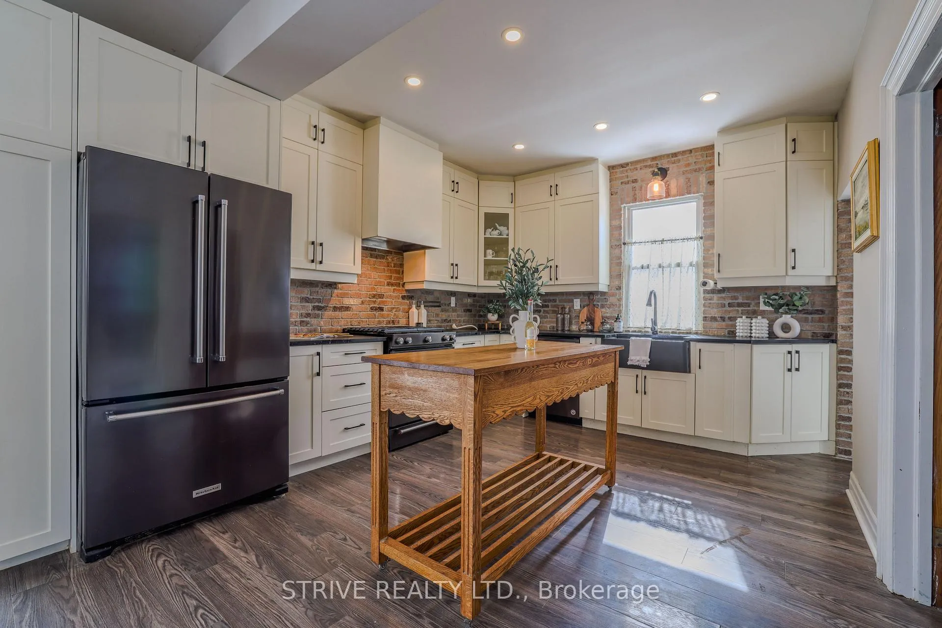 Photo 11 of 75 Oshawa Boulevard S, Oshawa, Central — HOMEH