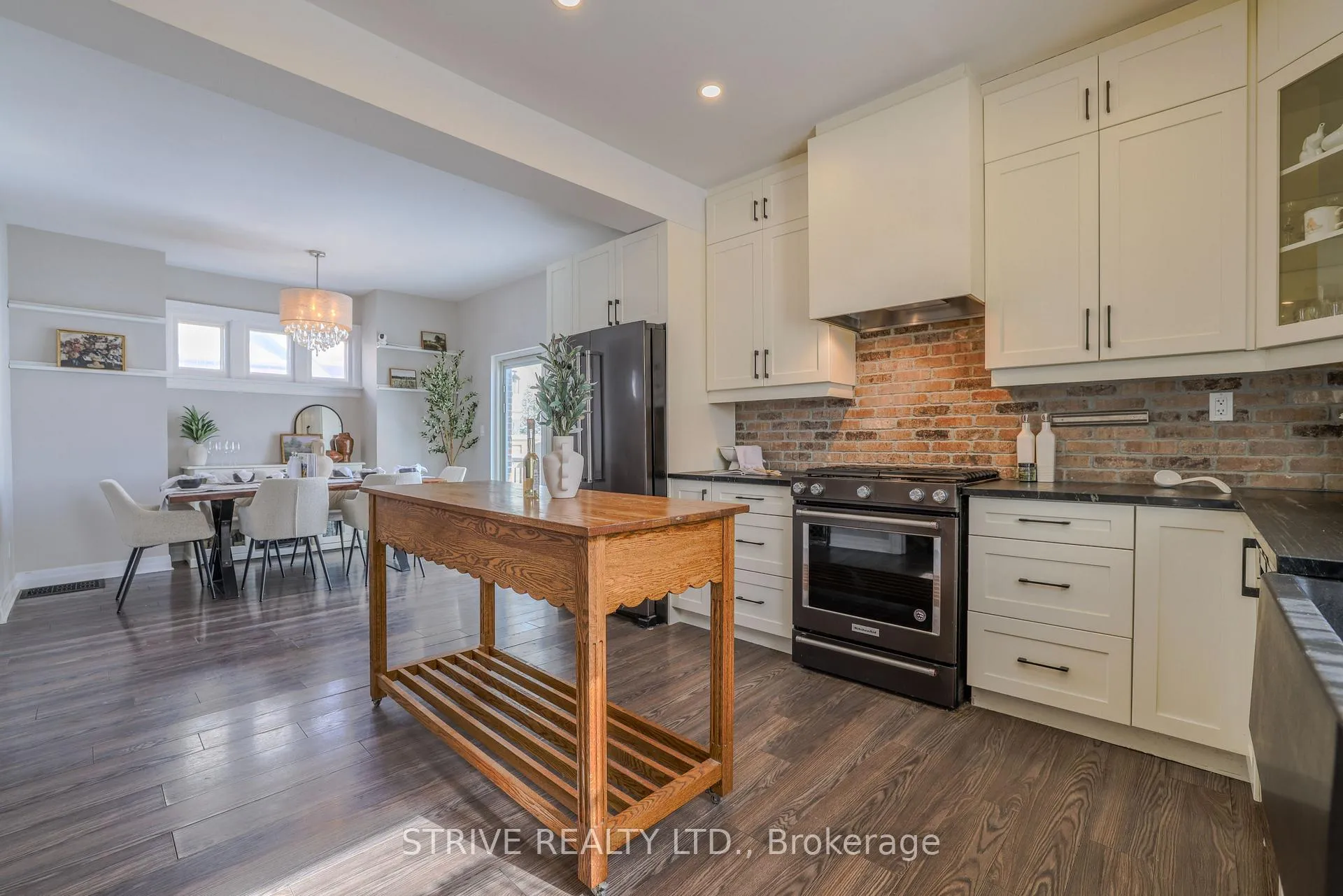 Photo 14 of 75 Oshawa Boulevard S, Oshawa, Central — HOMEH
