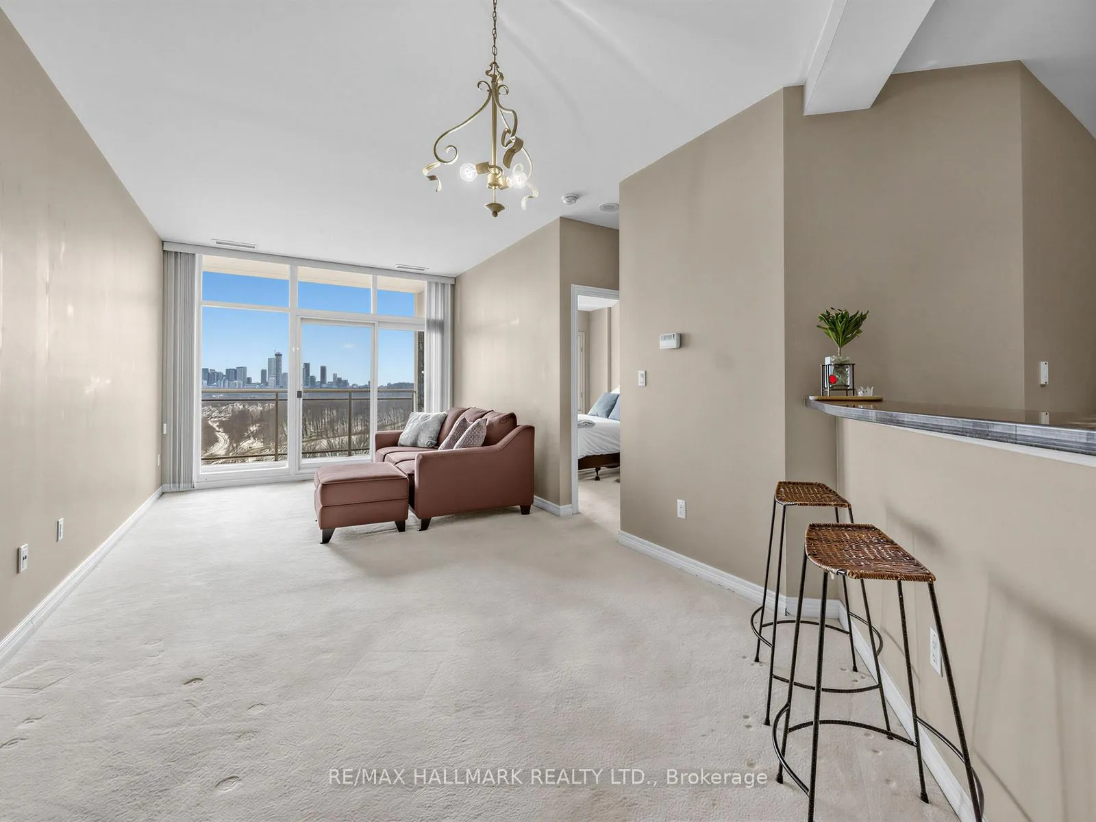 Photo 11 of Unit 724, 1 Leaside Park Drive, Toronto, Thorncliffe Park — HOMEH