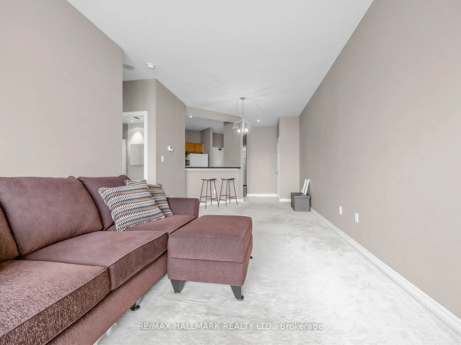 Photo 13 of Unit 724, 1 Leaside Park Drive, Toronto, Thorncliffe Park — HOMEH