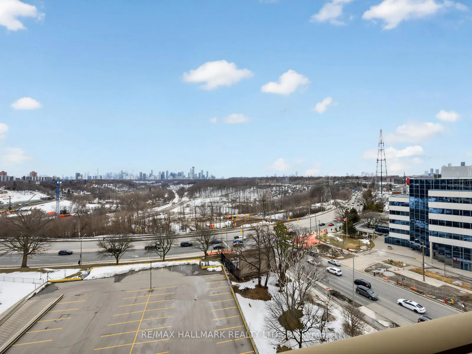 Photo 21 of Unit 724, 1 Leaside Park Drive, Toronto, Thorncliffe Park — HOMEH