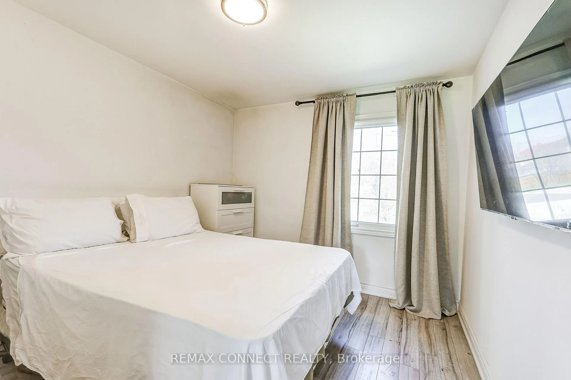 Photo 8 of 3759 Ellesmere Road, Scarborough, Highland Creek — HOMEH