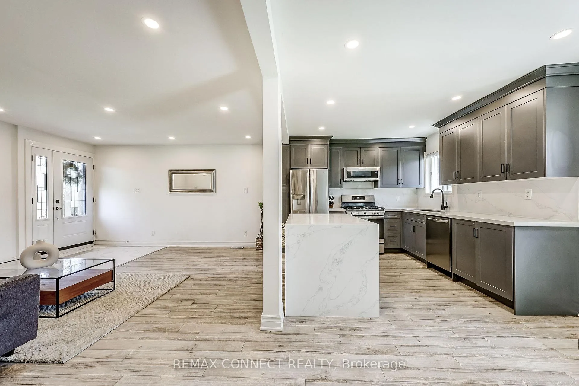 Photo 10 of 3759 Ellesmere Road, Scarborough, Highland Creek — HOMEH