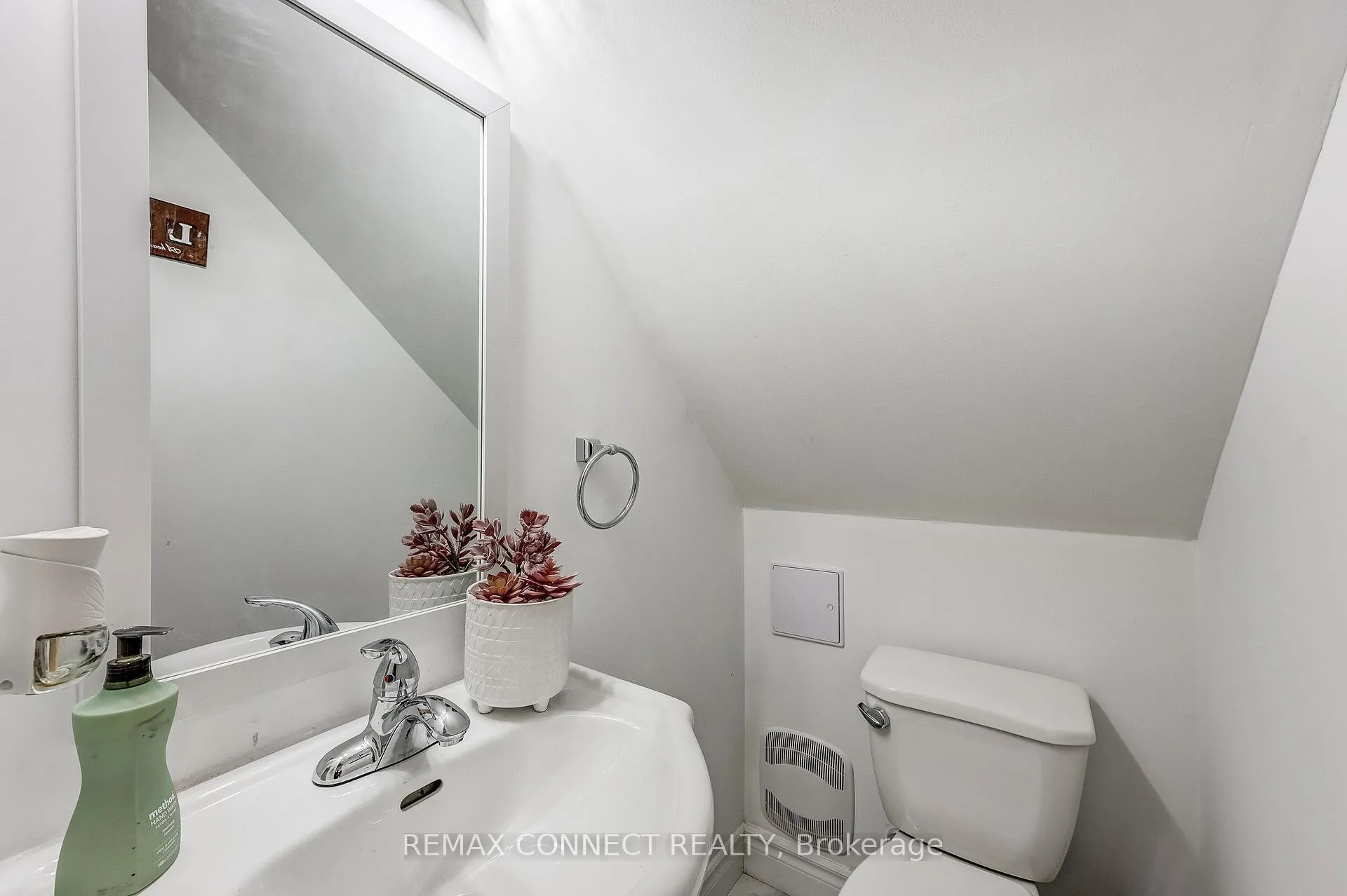 Photo 13 of 3759 Ellesmere Road, Scarborough, Highland Creek — HOMEH