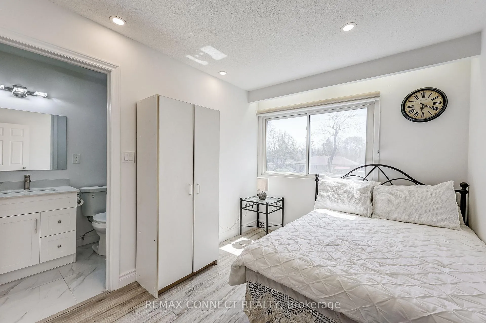 Photo 15 of 3759 Ellesmere Road, Scarborough, Highland Creek — HOMEH