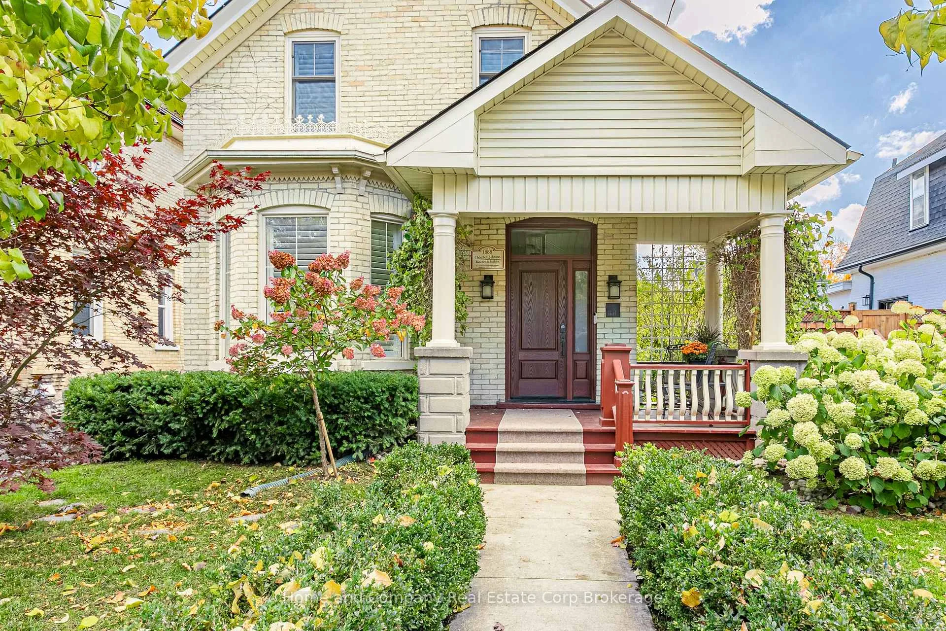 Photo 2 of 185 Albert Street, Stratford — HOMEH