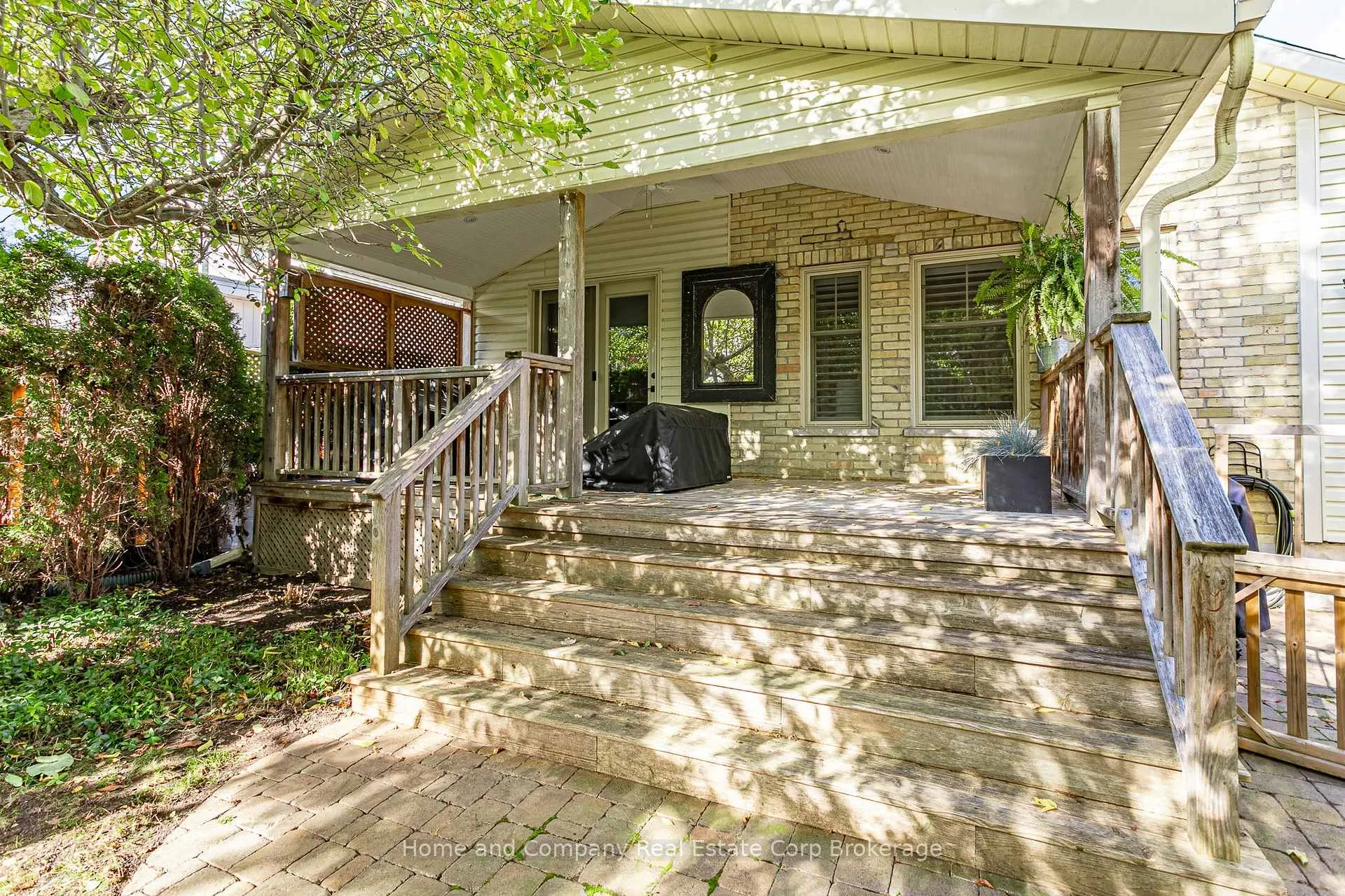 Photo 8 of 185 Albert Street, Stratford — HOMEH