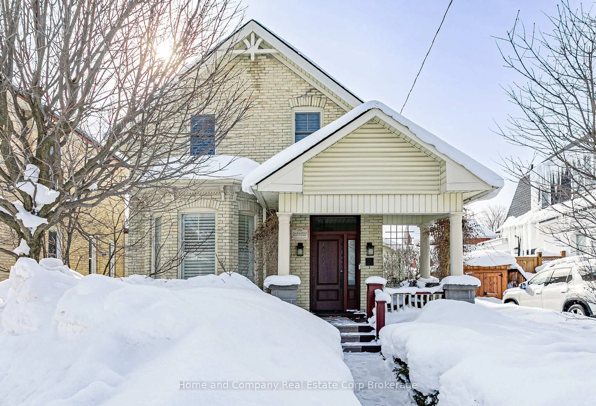 Photo 12 of 185 Albert Street, Stratford — HOMEH