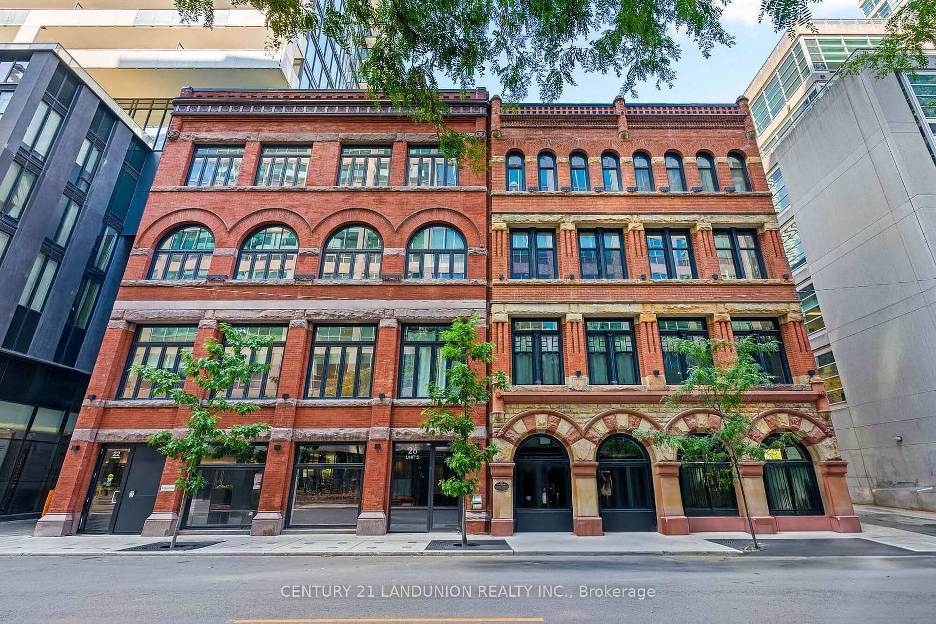 Photo 2 of Unit 402, 22 Lombard Street E, Toronto, Church-Yonge Corridor — HOMEH