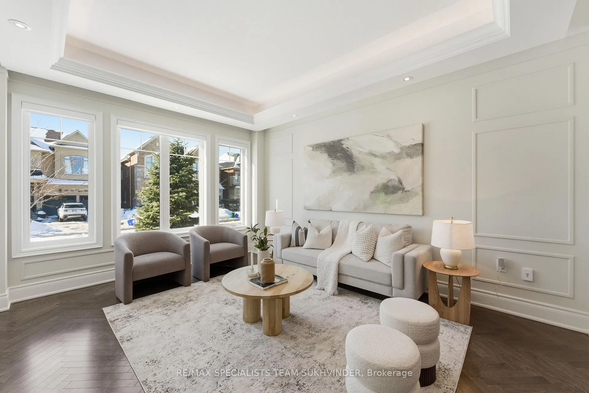 Photo 4 of 96 Port Royal Avenue, Vaughan, Kleinburg — HOMEH