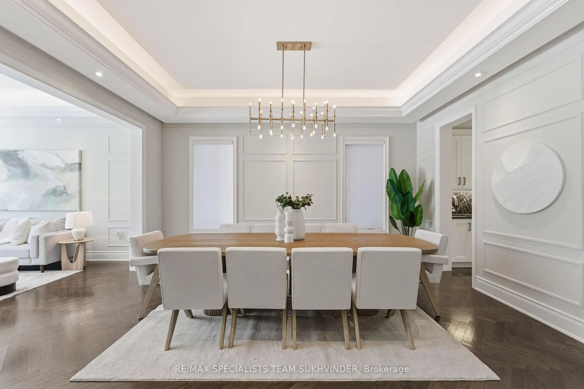 Photo 5 of 96 Port Royal Avenue, Vaughan, Kleinburg — HOMEH