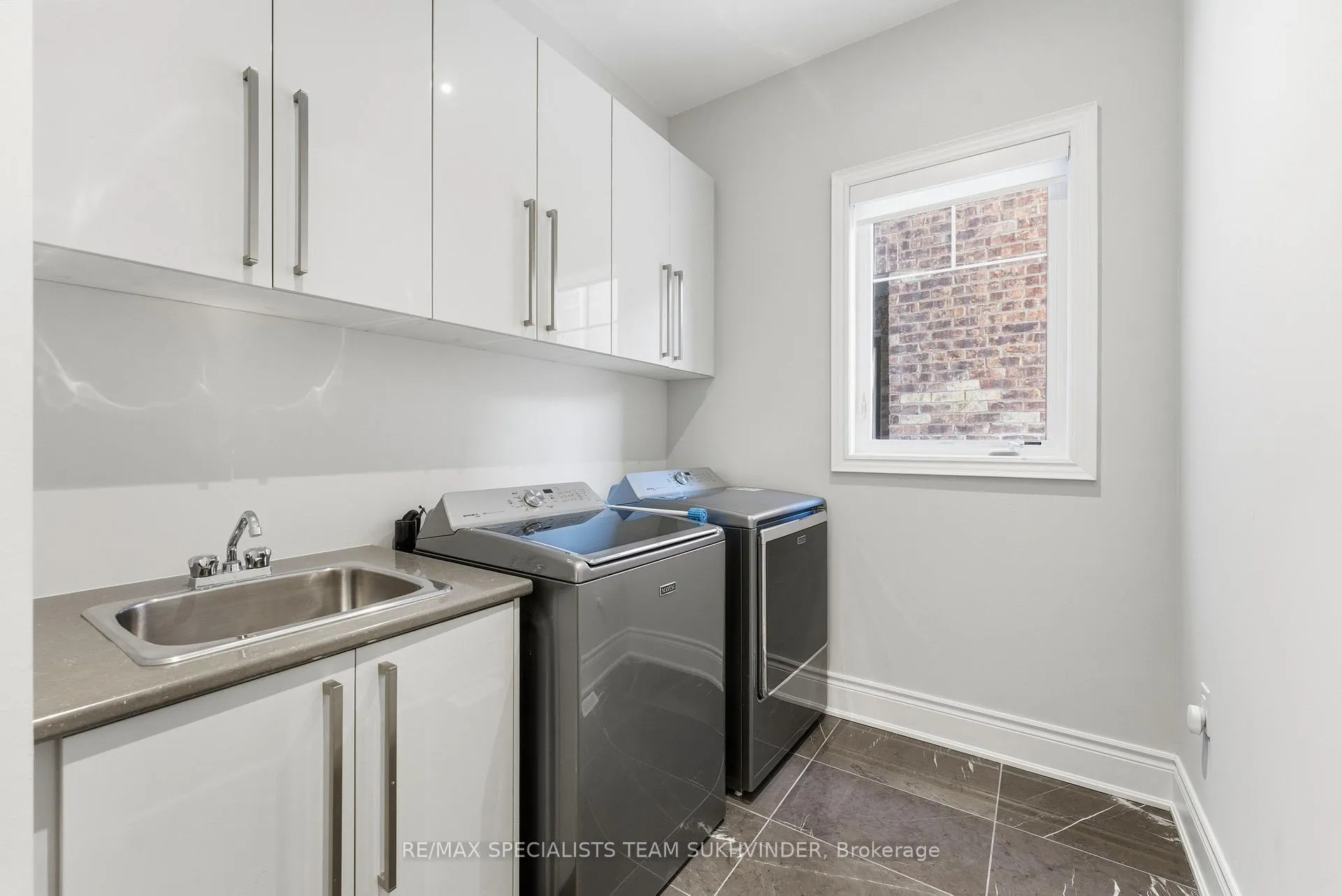 Photo 31 of 96 Port Royal Avenue, Vaughan, Kleinburg — HOMEH
