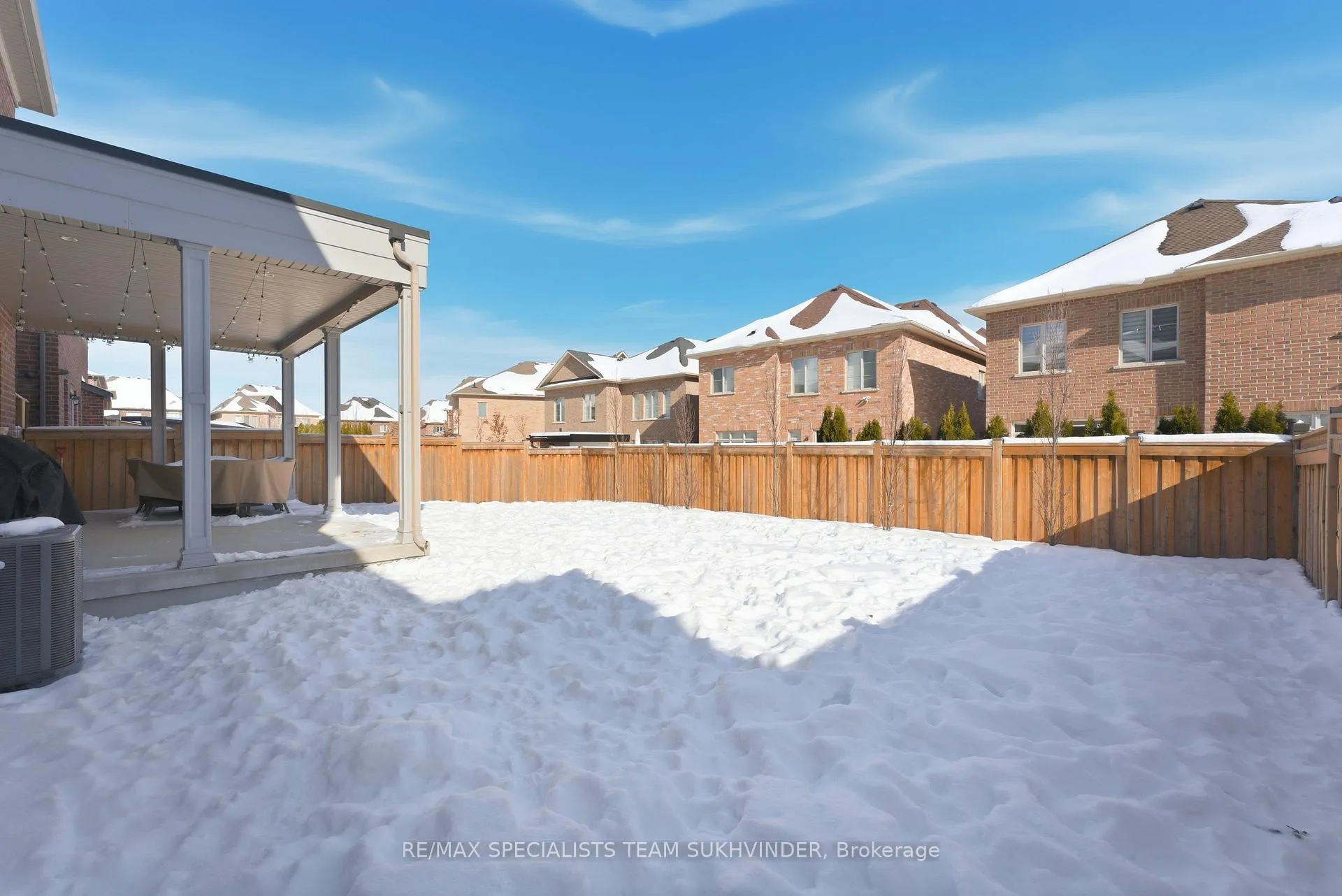 Photo 32 of 96 Port Royal Avenue, Vaughan, Kleinburg — HOMEH