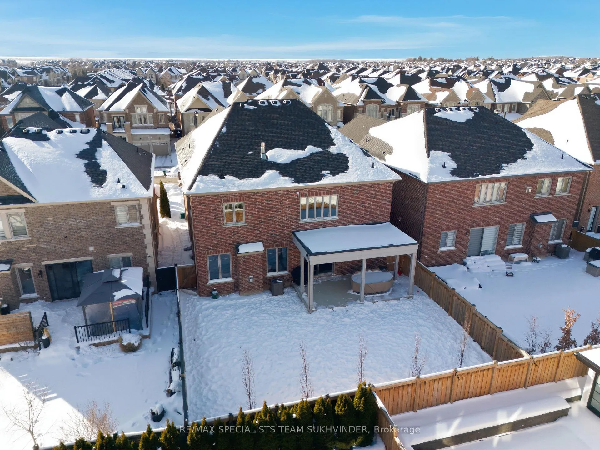 Photo 34 of 96 Port Royal Avenue, Vaughan, Kleinburg — HOMEH