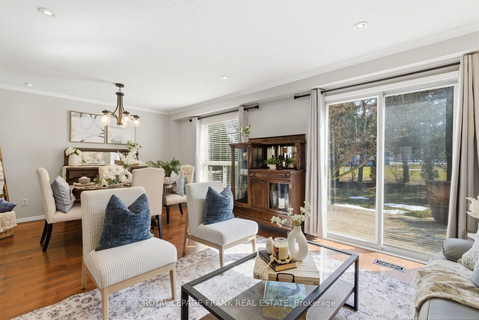 Photo 14 of 15 Maxwell Court, Clarington, Bowmanville — HOMEH